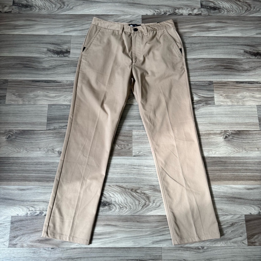 NWT Nike SB Skate Chino Pants in Standard Fit Khaki Size Medium